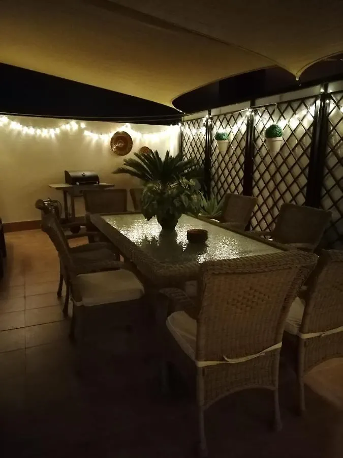 Fantastico Apartamento En El Centro De Nerja Lägenhet
